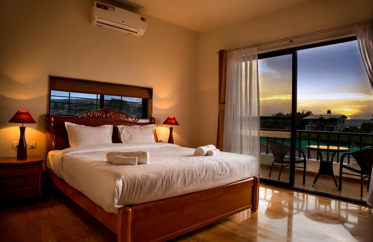 Soma Vineyard Resort -Nashik Ngoại thất bức ảnh